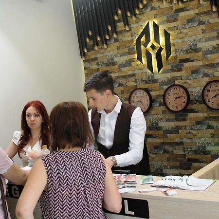 Regard Hotel Ереван Екстериор снимка