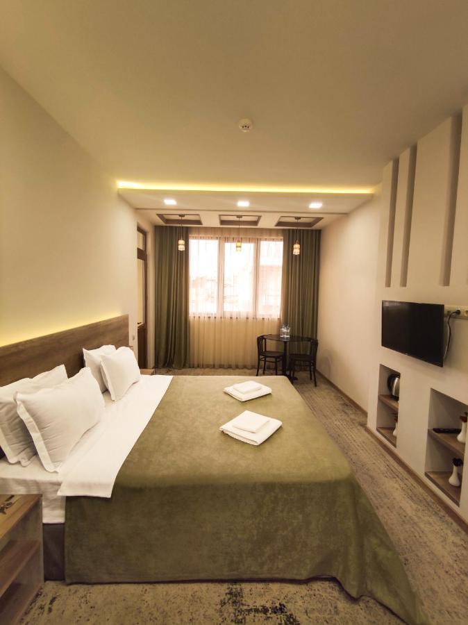 Regard Hotel Ереван Екстериор снимка