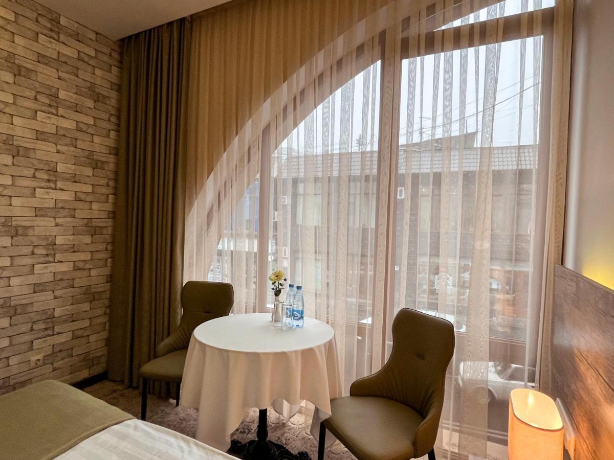 Regard Hotel Ереван Екстериор снимка