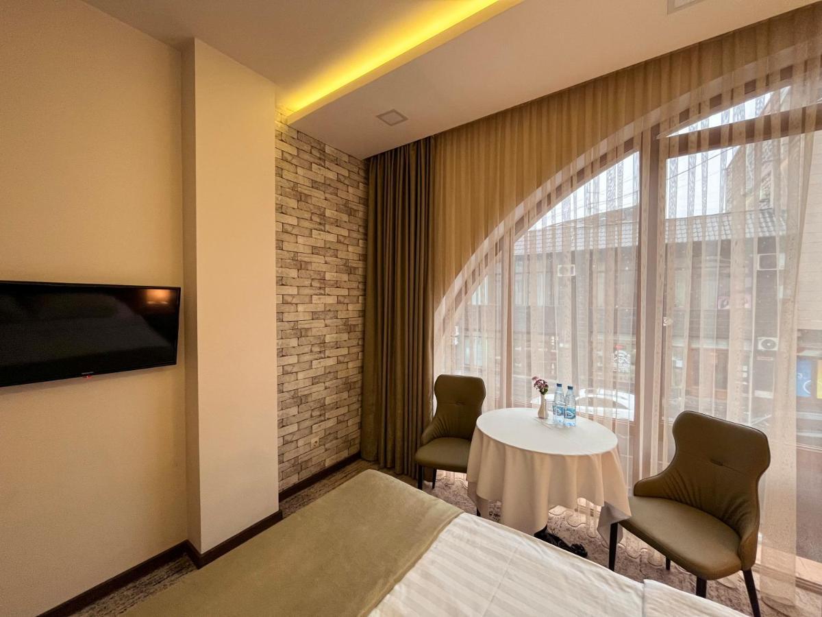 Regard Hotel Ереван Екстериор снимка