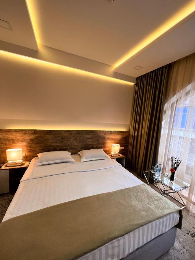 Regard Hotel Ереван Екстериор снимка