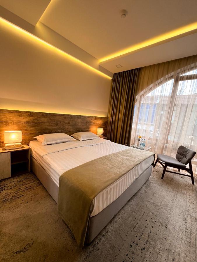 Regard Hotel Ереван Екстериор снимка