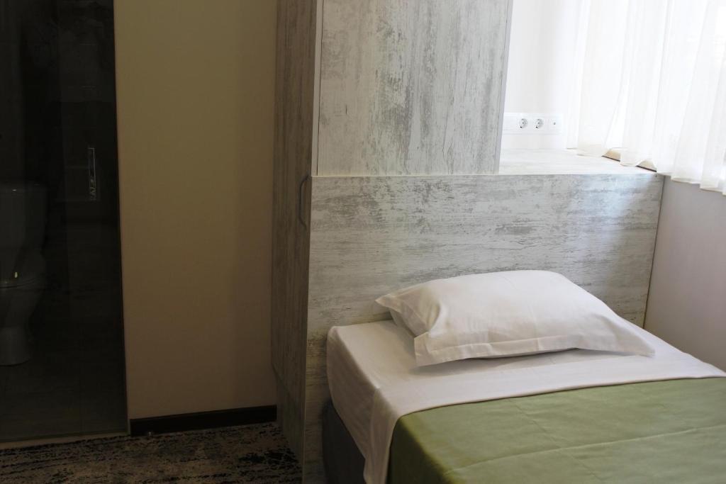 Regard Hotel Ереван Екстериор снимка